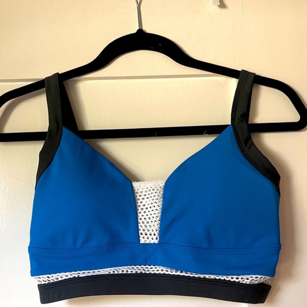 Brazil Wear blue, black and white mesh sports bra size s
